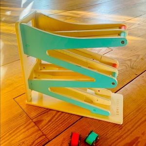 Lovevery Race and Chase Ramp - excellent condition